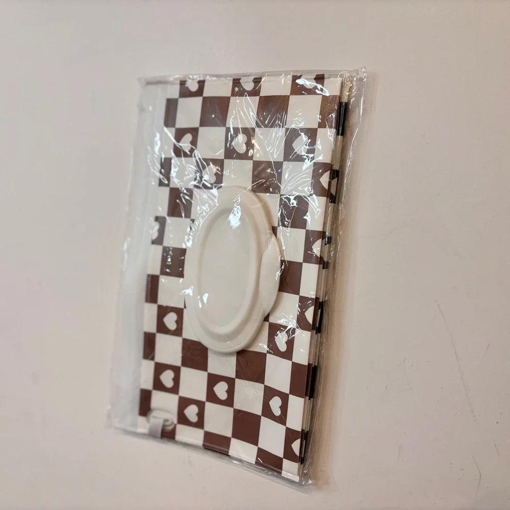 Baby Wipes Travel Case Holder Checkerboard Heart Print‎ Reusable Wet Wipe Pouch